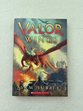 Scholastic Valor Wings - Red and Gold Dragon Cover